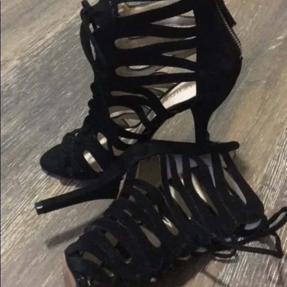 Nine West caged style shoes
